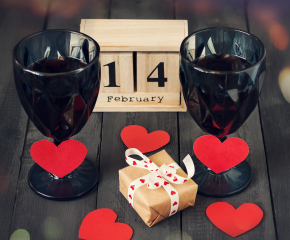 14 февруари: Празник на любовта и виното