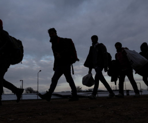 24 часа: Мигранти се крият в празни почивни станции в Хаинбоаз