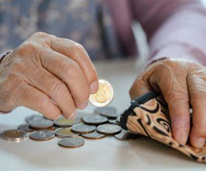 На 26 април пускат великденските добавки на най-бедните пенсионери