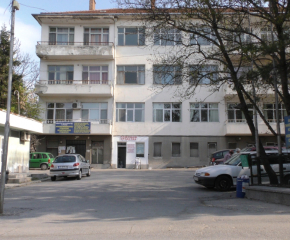 28 места за специализанти в Областната болница в Ямбол