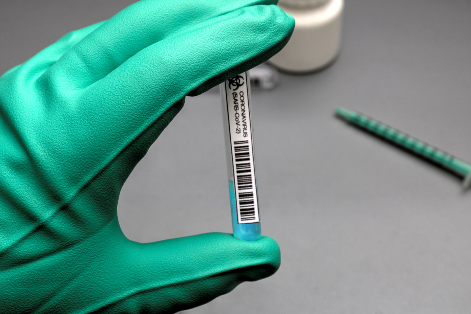 Новите случаи на коронавирус у нас за изминалото денонощие са 466 при направени 7503 теста, показват данните от Единния информационен портал.Общият брой...