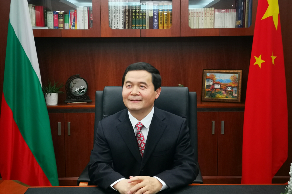 На 6 юни Негово Превъзходителство г-н ДУН Сяодзюн, посланик на Китайската Народна Република, ще бъде на официално посещение в Ямбол. Гостуването е по покана...