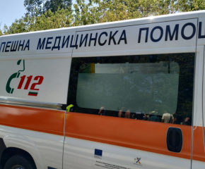 70-годишен шофьор загина, жена на 68 е в реанимацията след сблъсък край Чарган