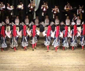 Ансамбълът за народни песни и танци отново представя спектакъла „Стоте войводи“