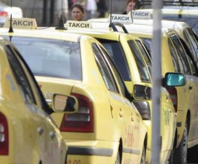Апаратите в такситата ще показват цената в евро от 1 януари
