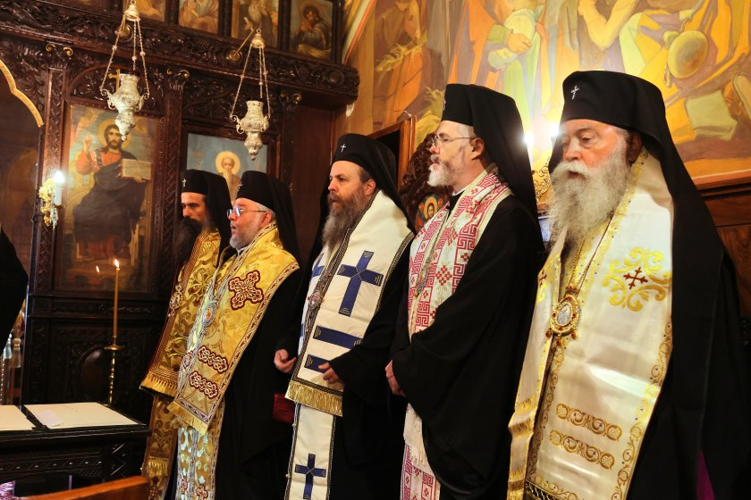 Светият синод на Българската православна църква избра Знеполският епископ Арсений за нов Сливенски митрополит.
Той получи гласовете на 7 от духовниците....