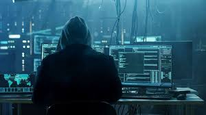 Очаква се България да поиска екстрадицията лицето, което е устрановено като извършител на хакерската атака, която през уикенда блокира сайтовете на 14...