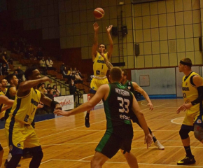 Баскетболният "Тунджа" - Ямбол победи "Черно море Тича" като домакин