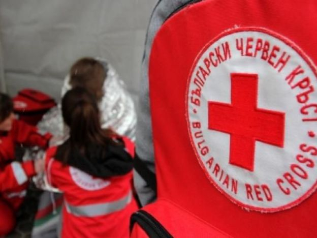 Българският Червен кръст (БЧК) в Ямбол отпусна общо 1400 лева финансова помощ на две деца, пострадали при пътни инциденти. Средствата са предоставени днес...