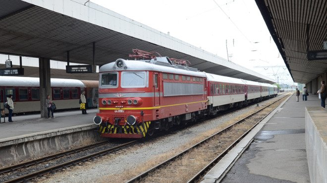 „Български държавни железници“ (БДЖ) е в изключително притеснително състояние, каза на брифинг заместник-министърът на транспорта и съобщенията Красимир...