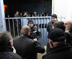 Бившият премиер Бойко Борисов прекара нощта в ареста