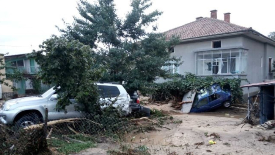 96 къщи в селата Богдан, Каравелово и Слатина ще бъдат обследвани от инженер-конструктор поетапно в близките дни. Ще бъдат изготвени заключения дали обследваните...