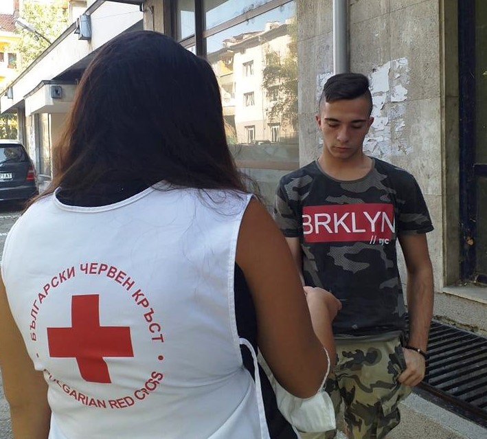 В рамките на отбелязване на Световния ден на първата помощ под мото „Първа помощ в училище“, доброволците от БМЧК-Ямбол проведоха информационна кампания...