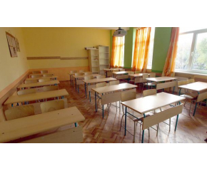 Част от учениците в Ямболска област се връщат към присъствено обучение
