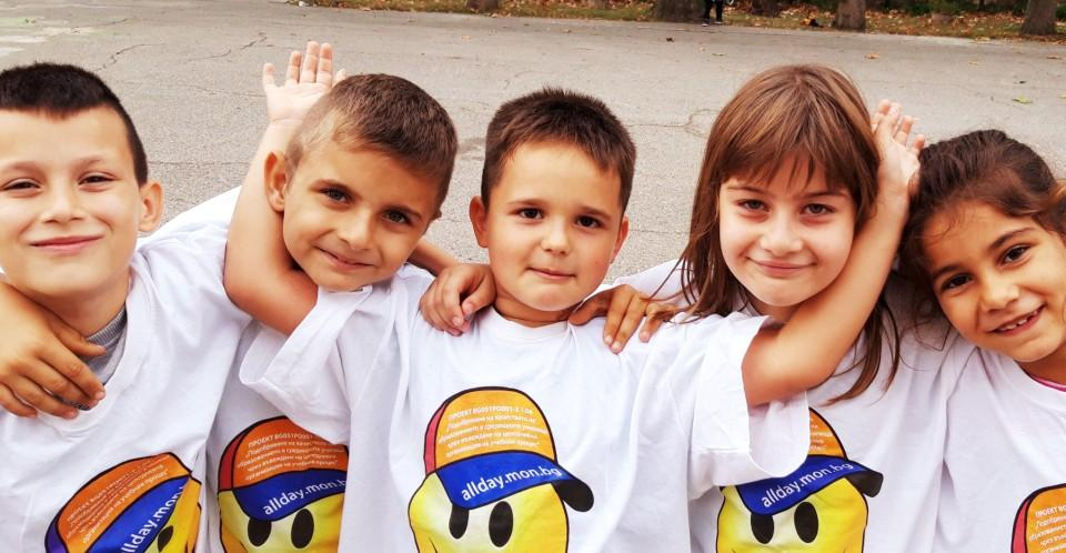 По повод Международният ден на усмивката, ученици от Основно училище „Св. Паисий Хилендарски”, с. Роза организираха цяла седмица посветена на усмивките,...