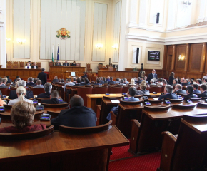 Депутатите гласуват окончателно промените в Закона за енергетиката