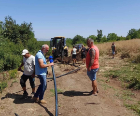 Доброволци помагат в отстраняването на аварии в община Тунджа