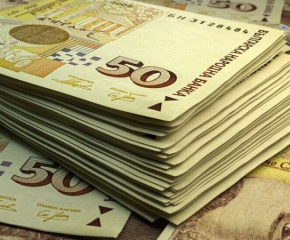 Доходите на домакинствата изпреварват разходите в периода януари - март
