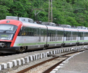 Допълнителен нощен влак ще пътува от София до Бургас