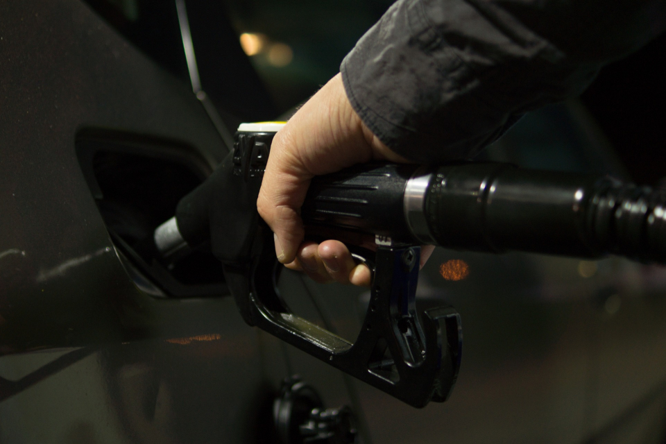 Драстичен скок на цените на горивата у нас. Експерти отчитат рекордно поскъпване за последните шест месеца.
Данните на сайта Fuelo.net показват, че само...