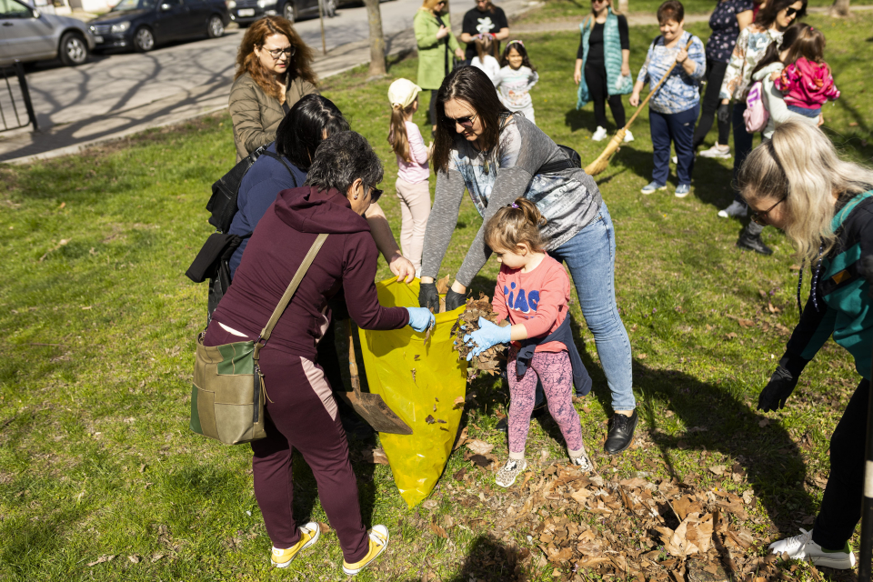 В Ямбол за втора поредна година се проведе акция за пролетно почистване, като на днешния 30 март бяха събрани близо 7 тона отпадъци. "Активността днес...