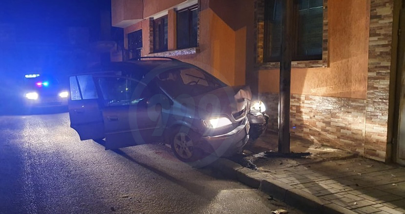 Нощен екшън в кв. „Надежда“ в Сливен на 05 февруари. Полицаи кратко са преследвали автомобил със съмнително поведение на шофьора. След кратка гонка преследваният...