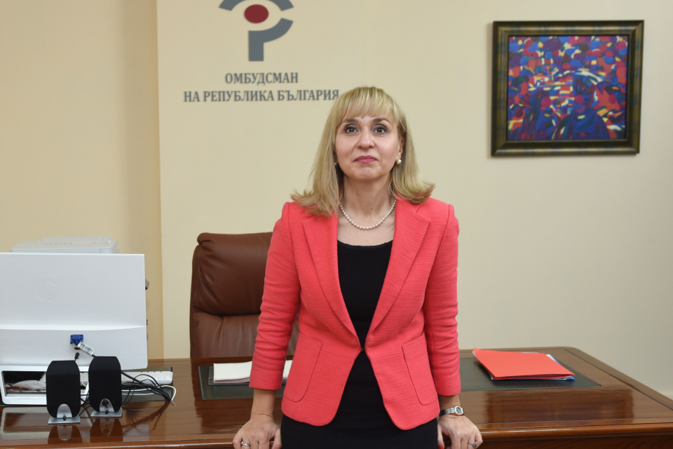 Екип от експерти на омбудсмана Диана Ковачева организират в Сливен информационна среща с граждани и граждански организации, която ще се състои на 22 август...