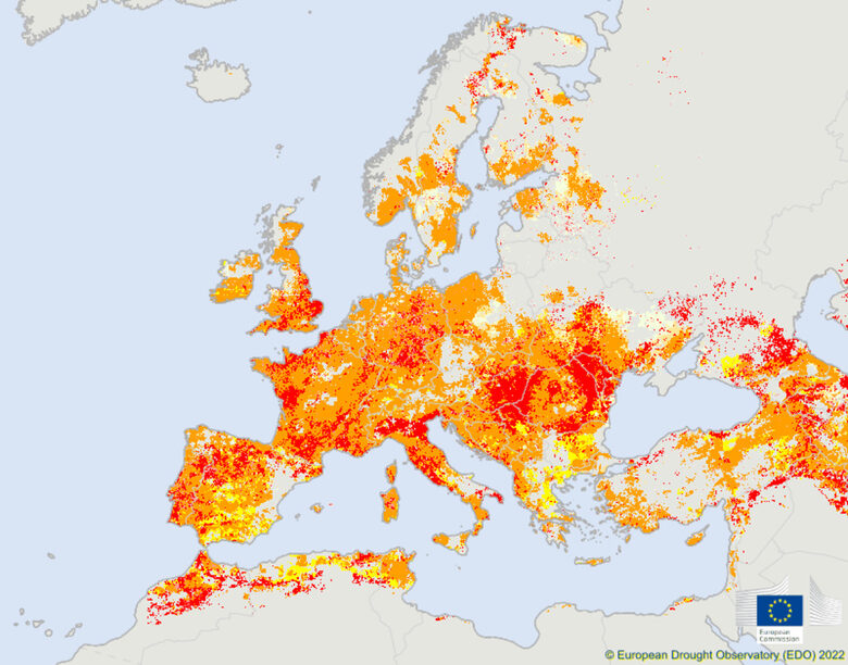 Европа е изправена пред най-тежката си суша от поне 500 години, съобщи Европейската обсерватория за засушаването във вторник, цитирана от вестник "Дневник".Засушаване,...
