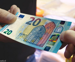 Фалшиво евро вкара двама в ареста
