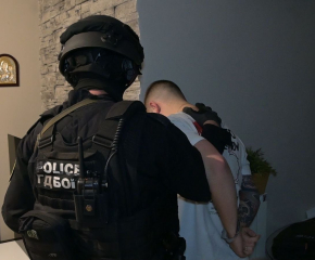 ГДБОП и ГДГП разбиха престъпна група за трафик на мигранти през България (ВИДЕО)