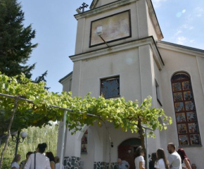 На Голяма Богородица църквата в Младово отбелязва храмовия си празник