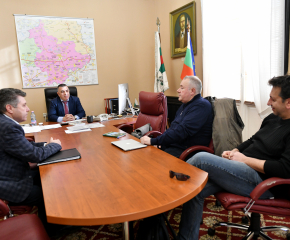 Гражданското участие в местното управление обсъдиха кметът на Сливен и експерти