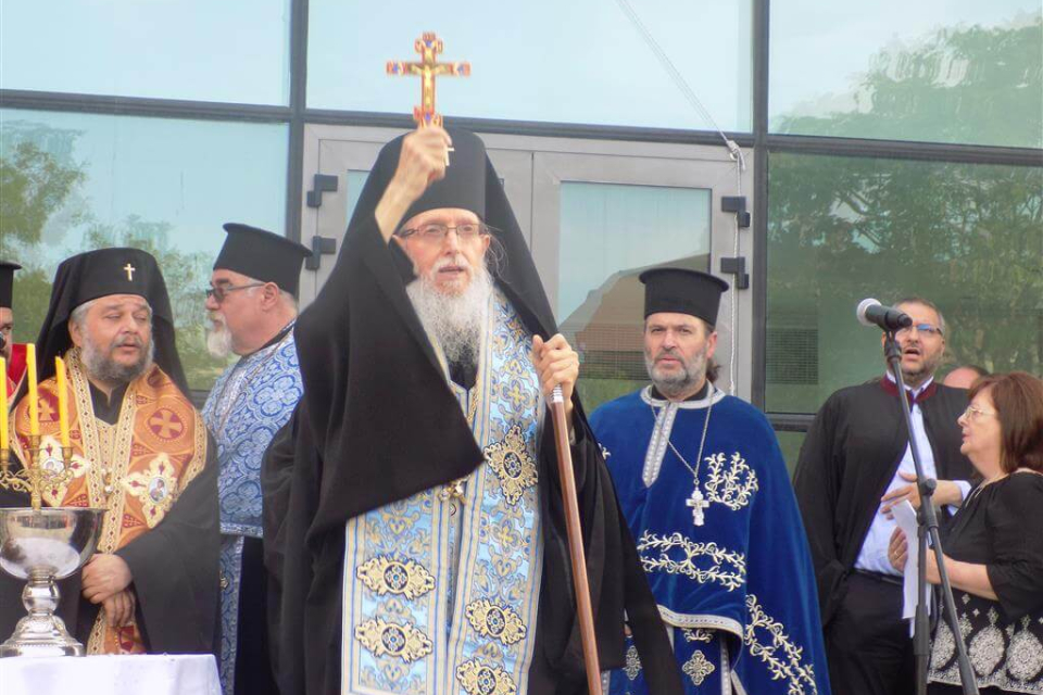 Молебен и литийно шествие ще проведе бургаското духовенство в подкрепа и защита на българското семейство. 
Шествието ще тръгне от храм "Св.Иван Рилски",...