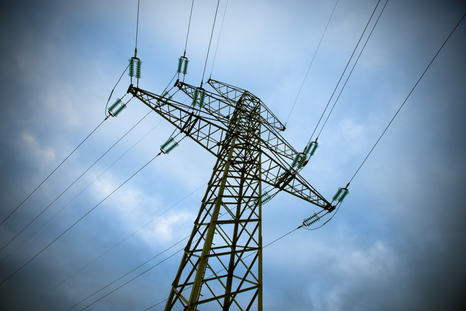 Днес, поради профилактика на мрежата на Електроенергийния системен оператор (ЕСО) без ток от 10 до 12 часа ще са в района по пътя за Ормана в Ямбол, съобщават...