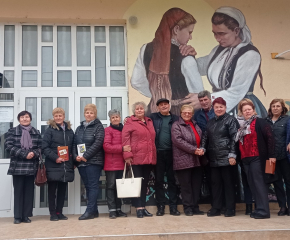 "Кафе с автограф" срещна тунджански творци с жители на Тенево