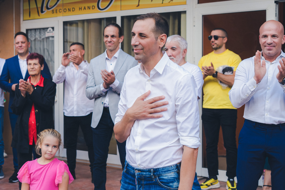 /платено съдържание/

Кандидатът за кмет на Ямбол Валентин Ревански и неговият екип продължават инициативата за открити срещи с гражданите!


В...