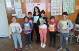 Кмет, заместник-кмет и общински съветници четат книги пред децата в Болярово