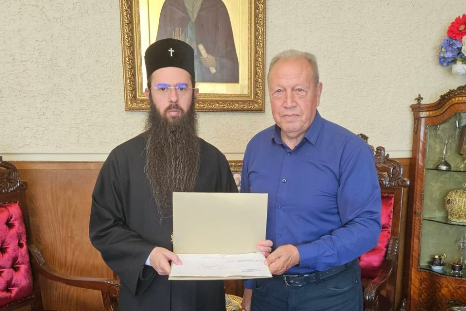 На срещата бяха обсъдени съвместни инициативи, като първата от тях еизграждането на параклис в село Крайново. Припомняме, че населенотомясто остана без...