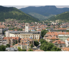 Кметът на Сливен участва в онлайн дискусия „Мерки и възможности за преодоляване на последствията от Ковид-19“