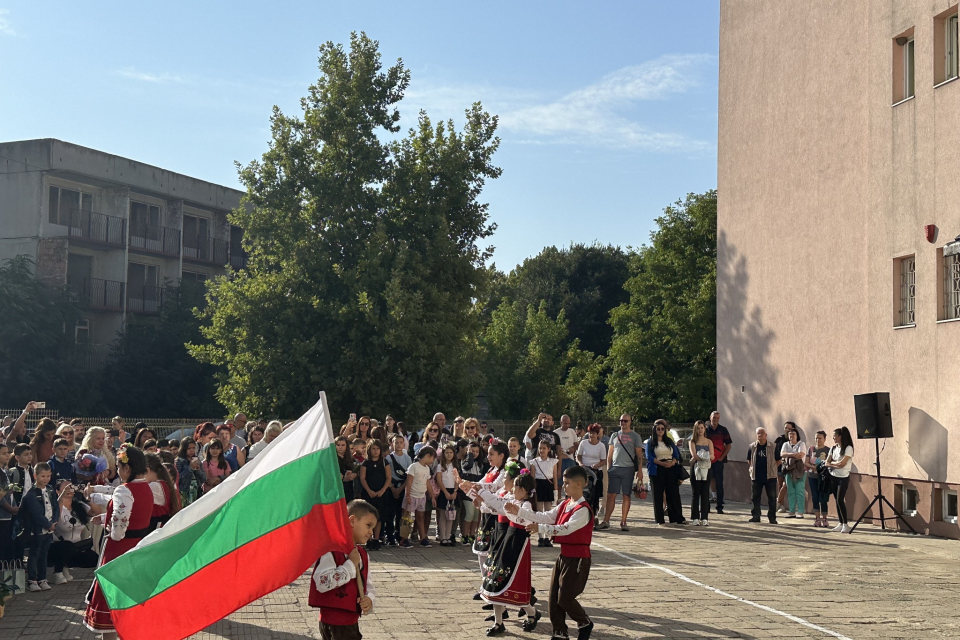 Списък на иновативните училища в Република България за учебната 2025/2026 година предстои да приеме на днешното си заседание Министерският съвет. Шест...