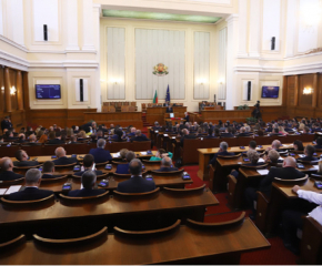  Комисията по отбрана в НС одобри законопроект за военната помощ за Украйна