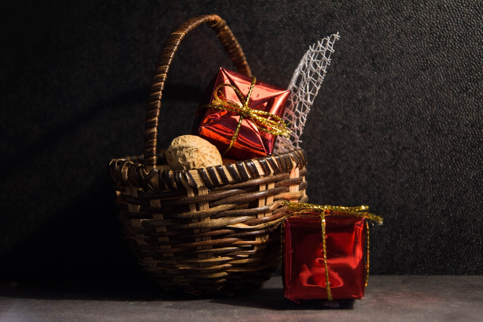 Компании в България планират да зарадват служителите си с тематичен подарък за Коледа, минимален процент от тях са отделили бюджет за коледен бонус. Това...