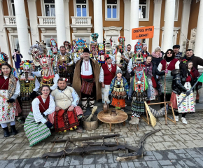 Кукерските групи на община Стралджа от Джинот и Зимница триумфираха на „Сурва“