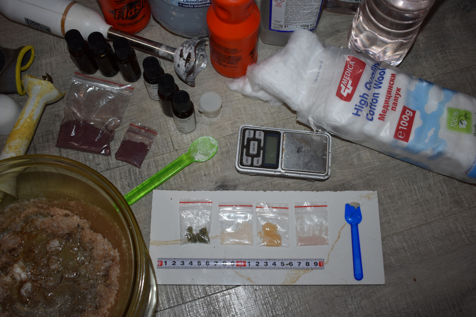 Задържани и иззети наркотични вещества при специализирана полицейска операция. Акцията е проведена на 20 ноември на територията на ОДМВР-Сливен по разпореждане...