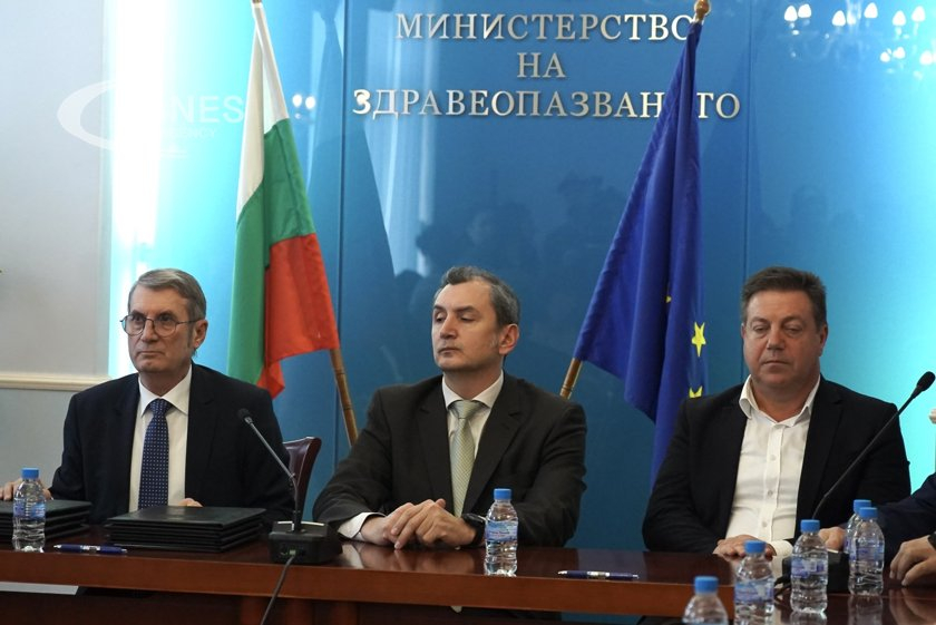 Управителните съвети на Българския лекарски съюз и на Българския зъболекарски съюз подписаха с НЗОК анексите към Националния рамков договор за медицинските...