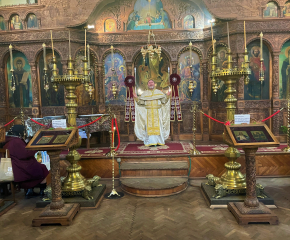 Литийно шествие с нова икона с мощи на Свети Николай Чудотворец се състоя в Ямбол