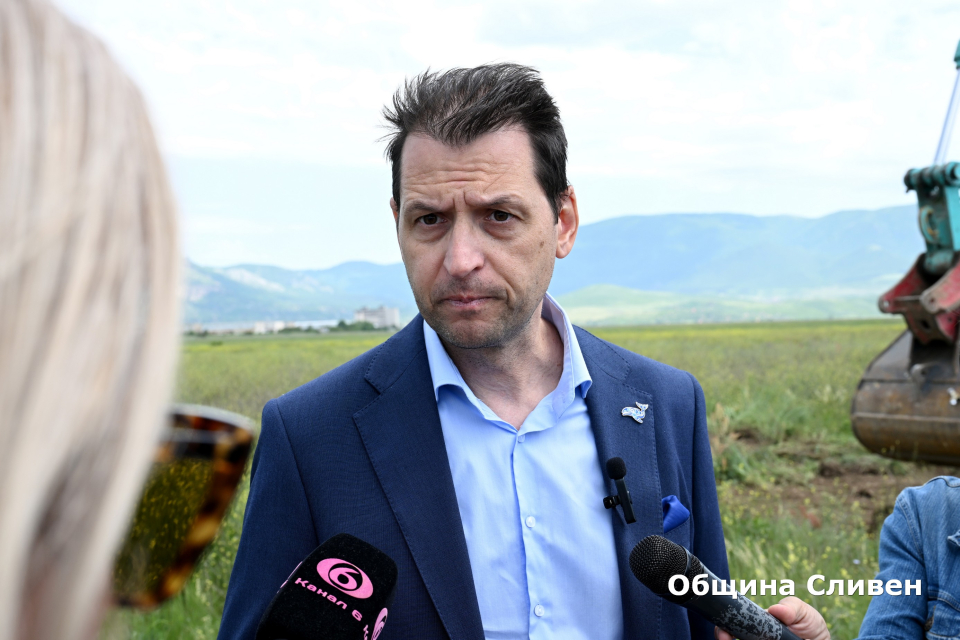 Сливен е новата звезда на индустриалния хоризонт на България. Това заяви в Сливен Георги Стоев - макроикономист и стратегически консултант на „Индустриален...