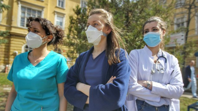Готовност за протестни действия и ефективна стачка заявяват от Синдиката на българските медицински специалисти. Това се посочва в позиция на синдиката,...