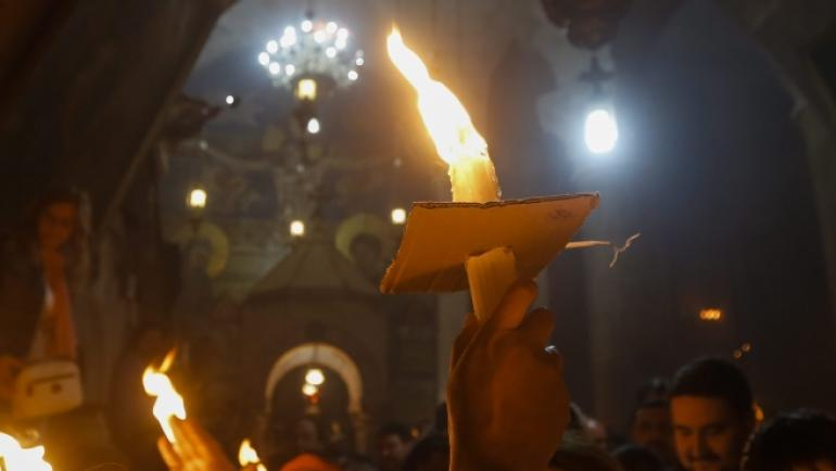 а Великден Благодатният огън няма да бъде пренесен до България. Тази година ще се използва Благодатният огън, съхраняван от миналата година в Синодалния...