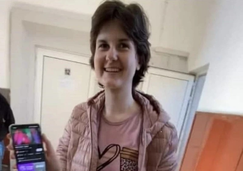 Над 200 души продължават да търсят 17-годишната Ивана от Дупница. Това съобщи за "Фокус“ кметът на Община Дупница Първан Дангов. Той посочи, че към момента...